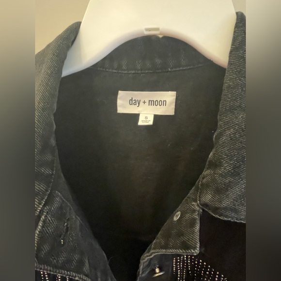 Boutique Jacket - Picture 4 of 6